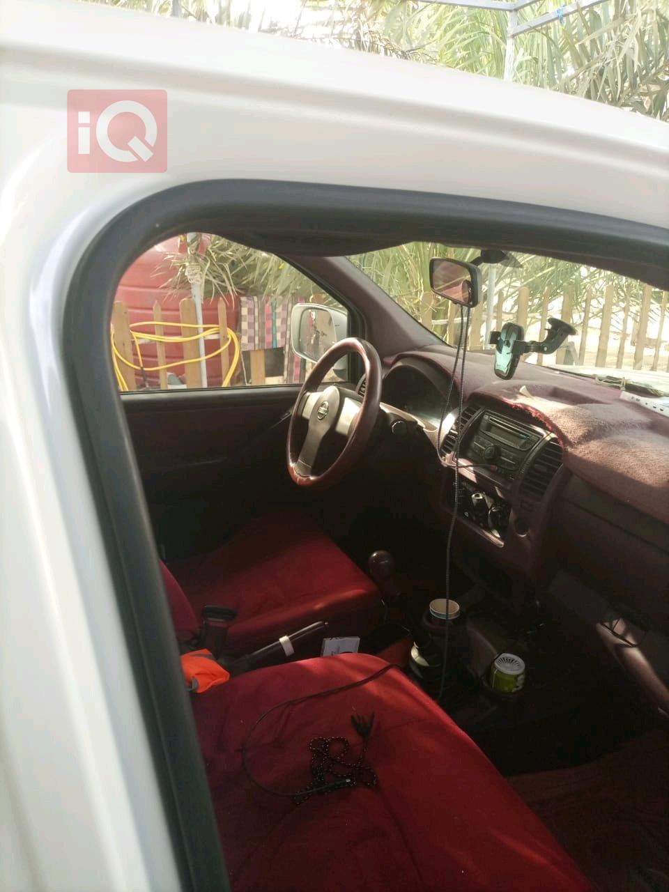 نيسان نافارا